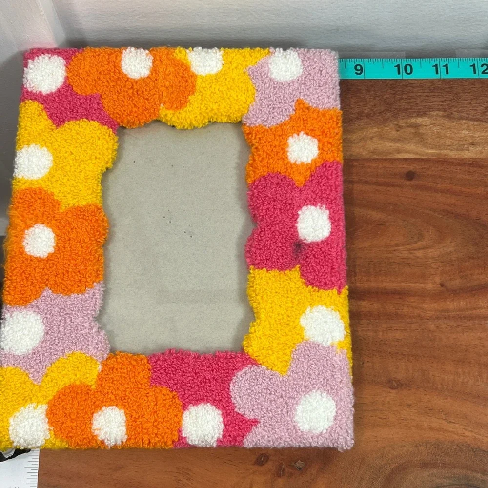 New View Gifts Tufted Floral Picture Frame Pink Orange Yellow 9x11 Groovy Retro